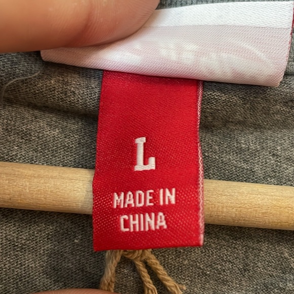 NWT Mitchell & Ness Womens University of Iowa Football Mascot Tee Top SIZE LARGE - Picture 2 of 6